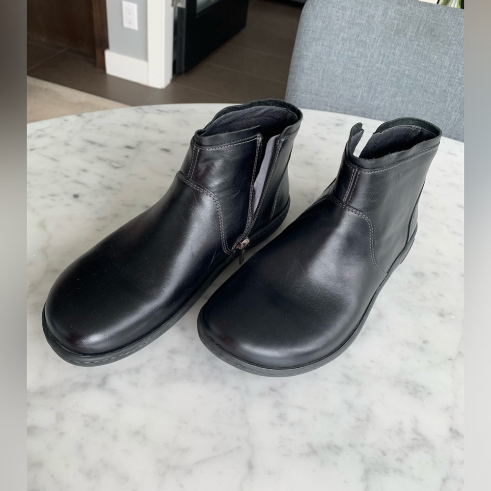 Birkenstock black ankle boots brand new